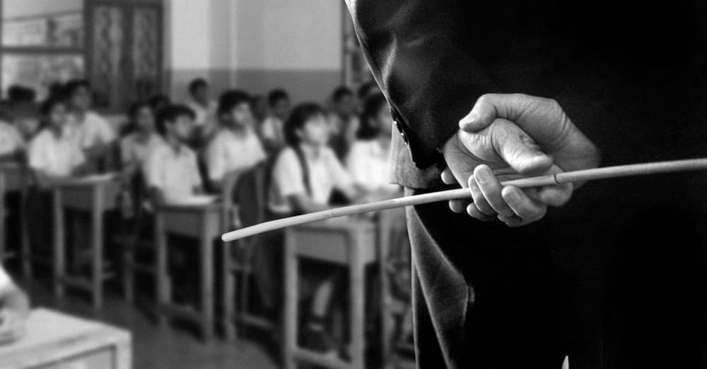 صورة توضيحية: المجتمع والسلطة